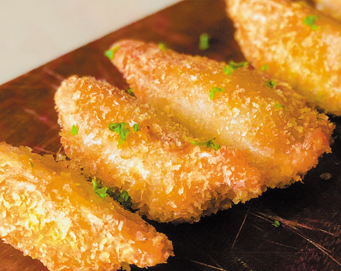 十勝産濃厚味噌バター牛カツ餃子