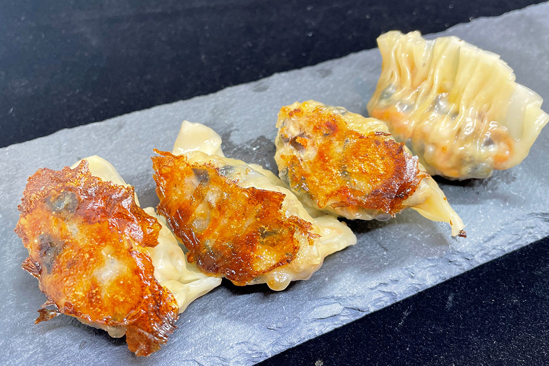 贅沢フカヒレ焼き餃子