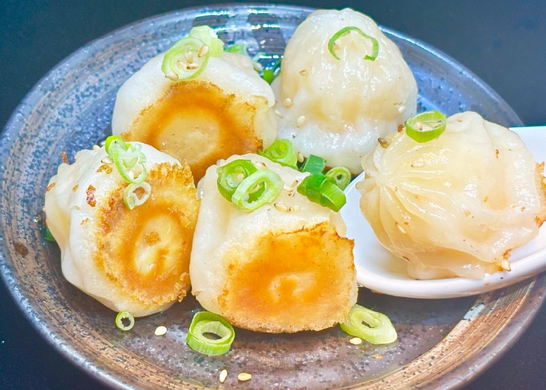 プリプリ海老 薄皮焼き小籠包