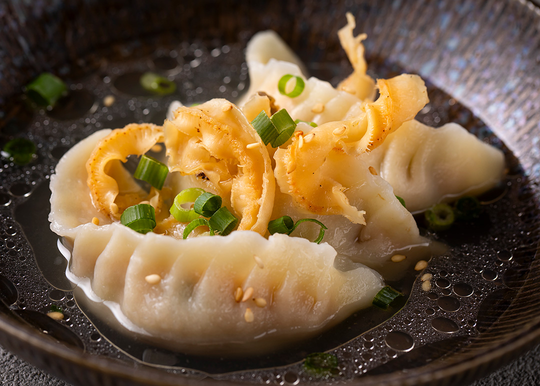 北海道産帆立昆布出汁のスープ豚餃子