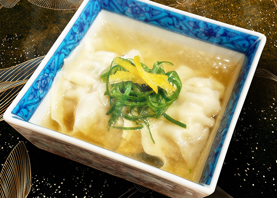 本枯れ節と真昆布のスープ 生姜餃子