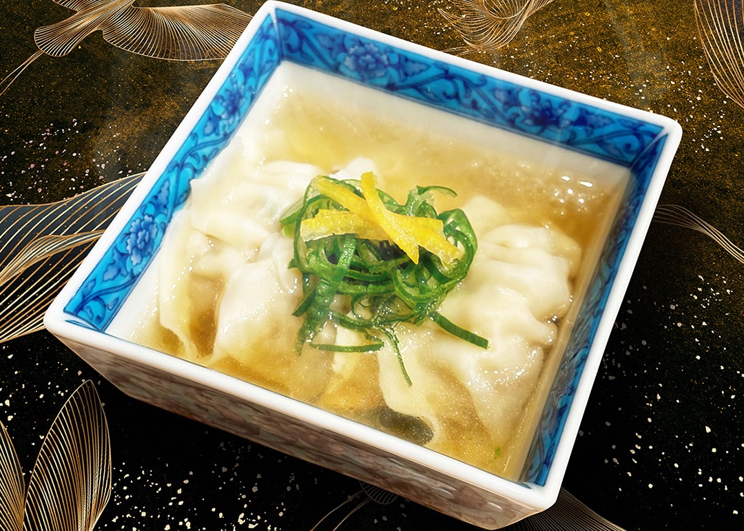本枯れ節と真昆布のスープ 生姜餃子