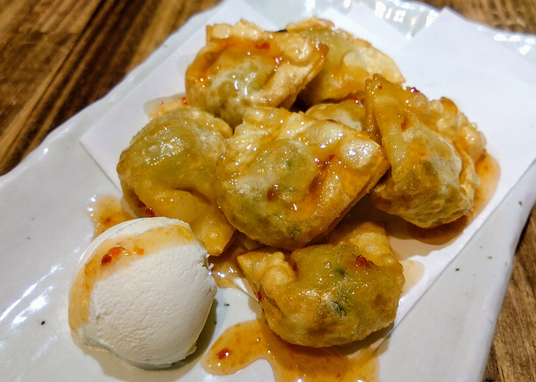 一口揚げ餃子 チリ＆サワークリーム